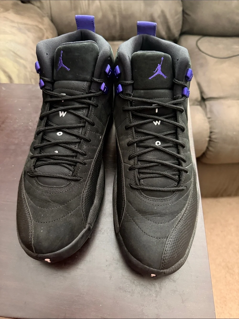 Retro Jordan 12 Concords